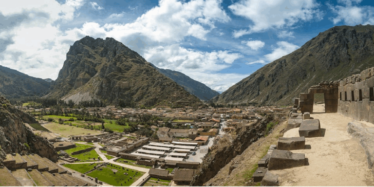 Sacred valley + Machu Picchu 2 Days