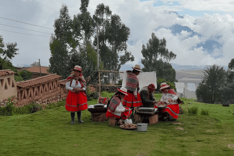 The Misminay Community + Machu Picchu 2 Days